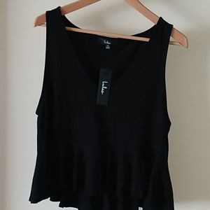 Lulu's black tank top